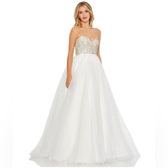 Mac Duggal Dresses & Skirts - Mac Duggal Elegant Strapless White and rhinestone strapless size 2